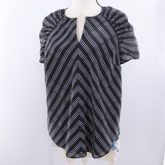 Ann Taylor | Short Sleeve Top Medium - Picture 2 of 7